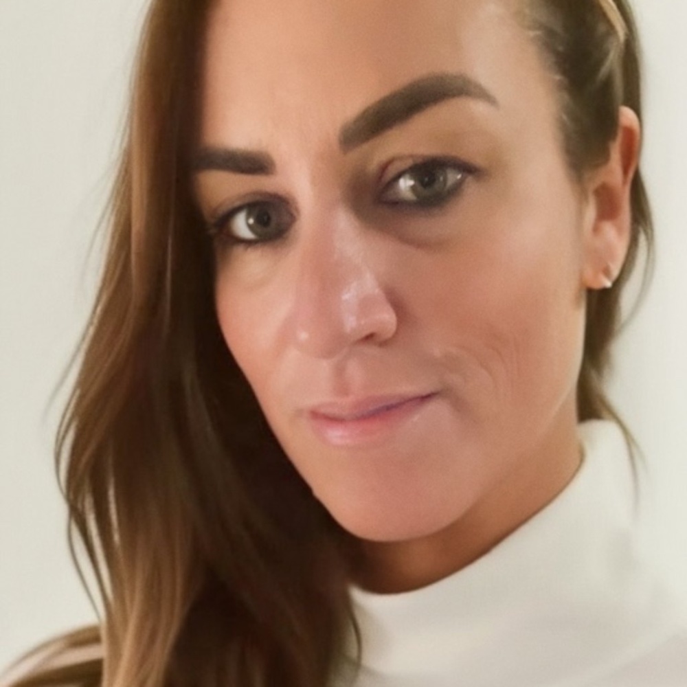 Meet your Posher, Carla